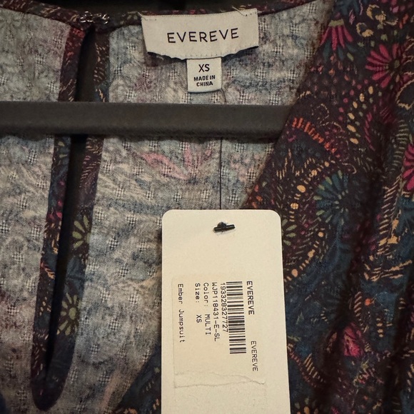Evereve Ember Jumpsuit Sz XS NWT - Picture 3 of 5